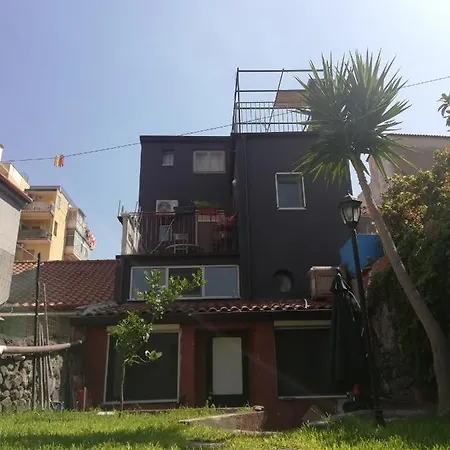 Magaria * Catánia