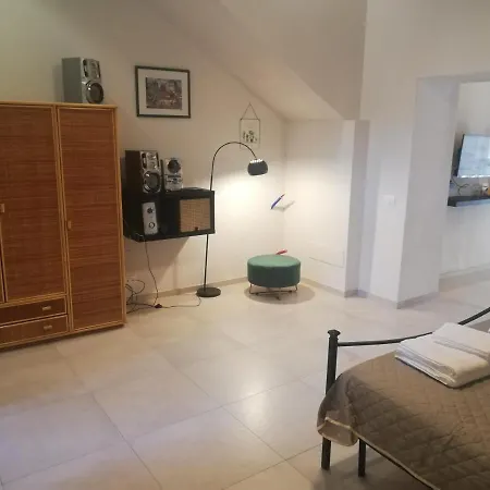 Apartment Magaria *